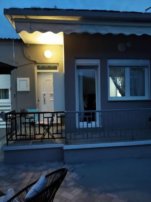 Οικία Με Αυλή Και Πάρκινγκ, Μέσα Στο Κάστρο Της Πόλης Villa อิโออันนินา ภายนอก รูปภาพ