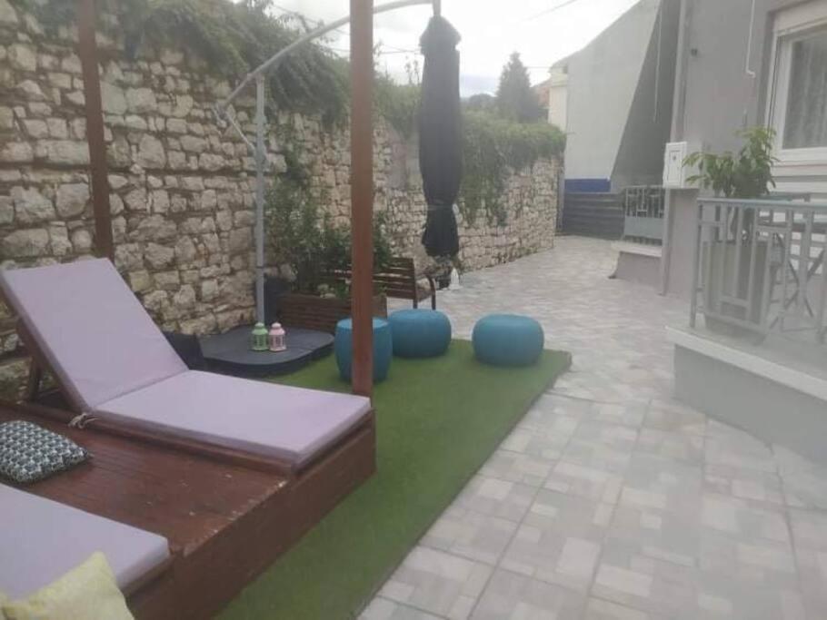 Οικία Με Αυλή Και Πάρκινγκ, Μέσα Στο Κάστρο Της Πόλης Villa อิโออันนินา ภายนอก รูปภาพ